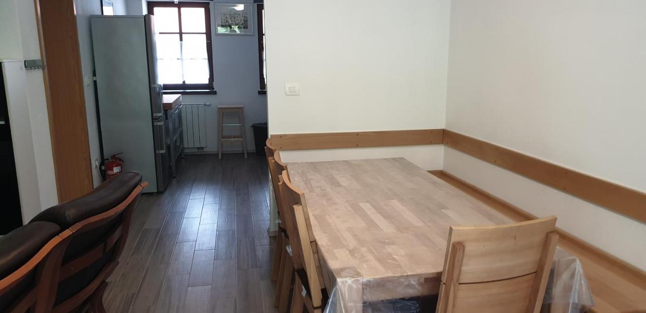 Apartmaji Vitez Apartma 2 โบเว็ก ภายนอก รูปภาพ